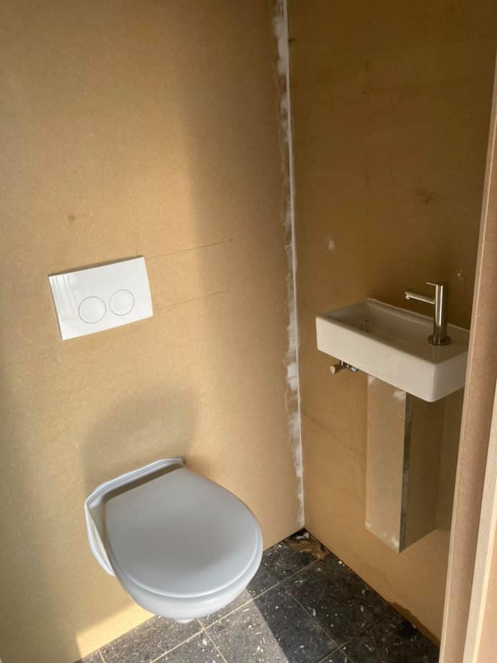 Toilet